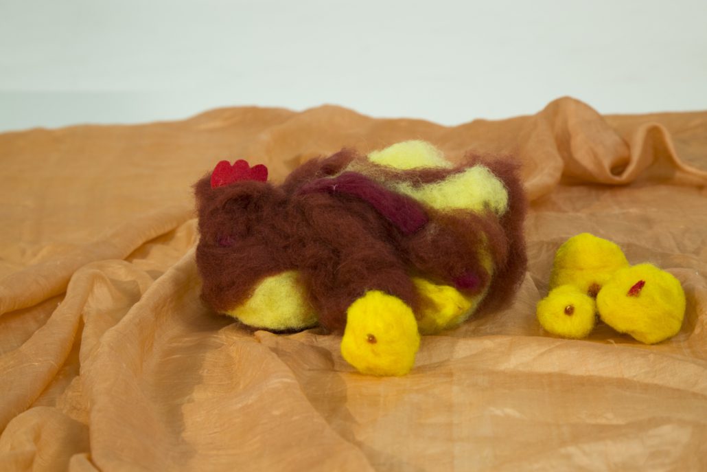 Ain. À faire soi-même : des poulettes en tissu - Le Progrès